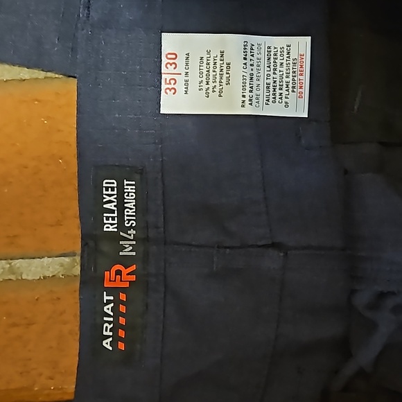 Ariat FR M4 Relaxed Crossfire Straight Pant - Picture 3 of 4